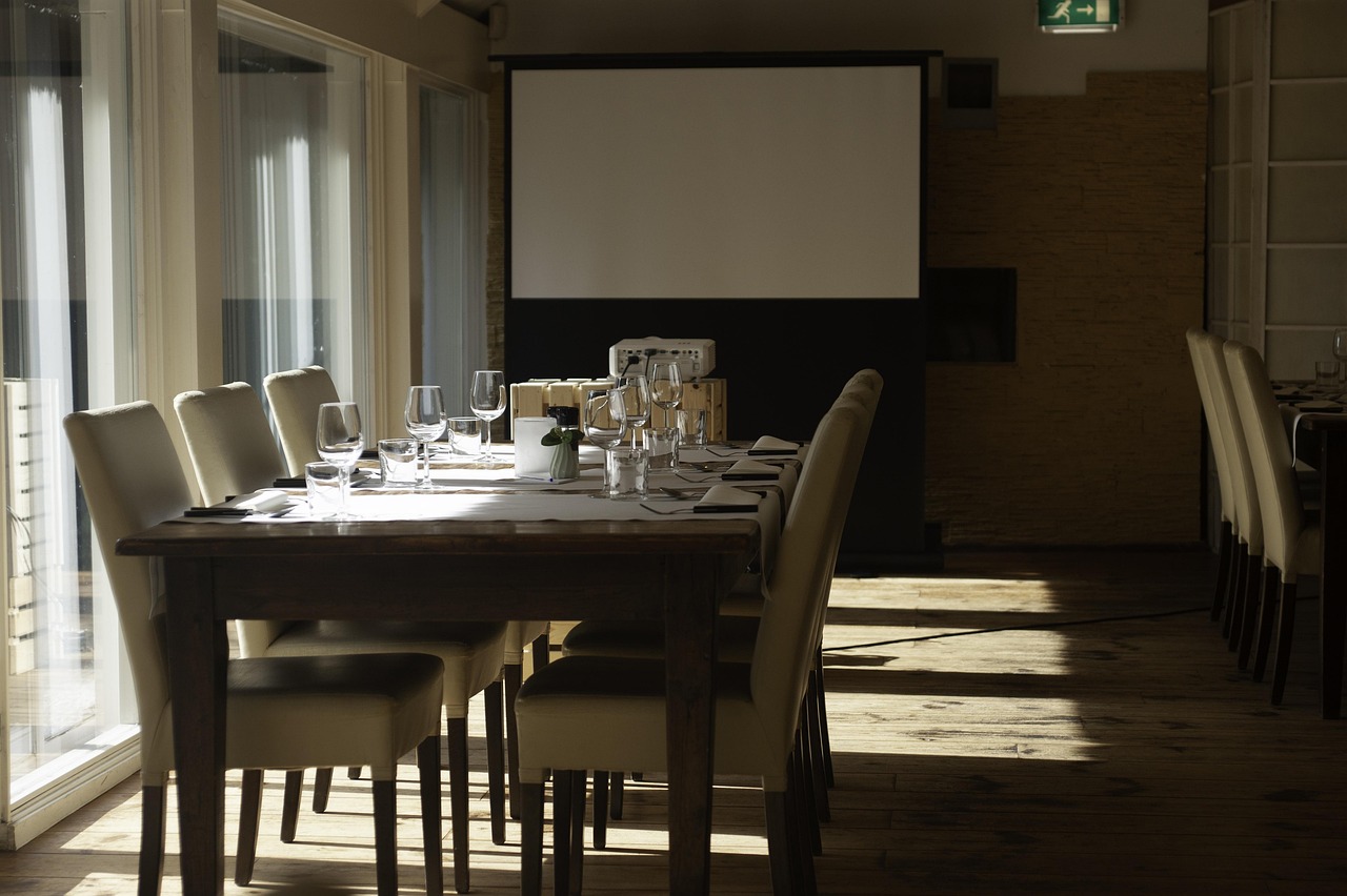 韩免铁塔猫济州岛（限定）：国际原油平台开户