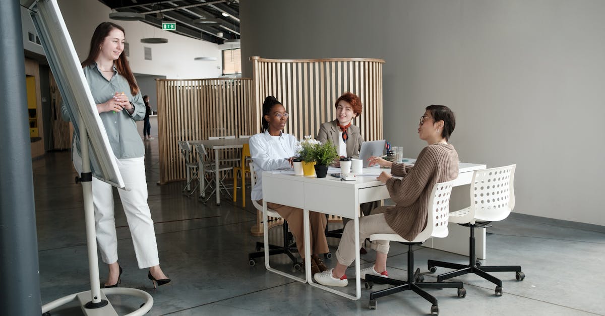 乐语通讯实名账号：彩 平台代理